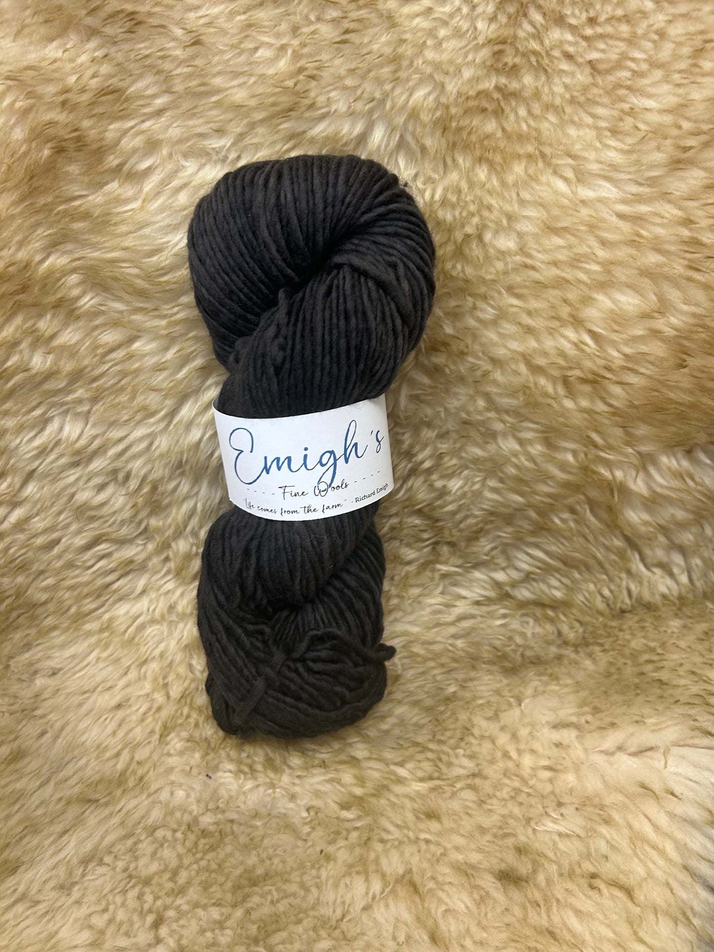 Mamie - Soft Spun Single Bulky 100% Emigh Wool