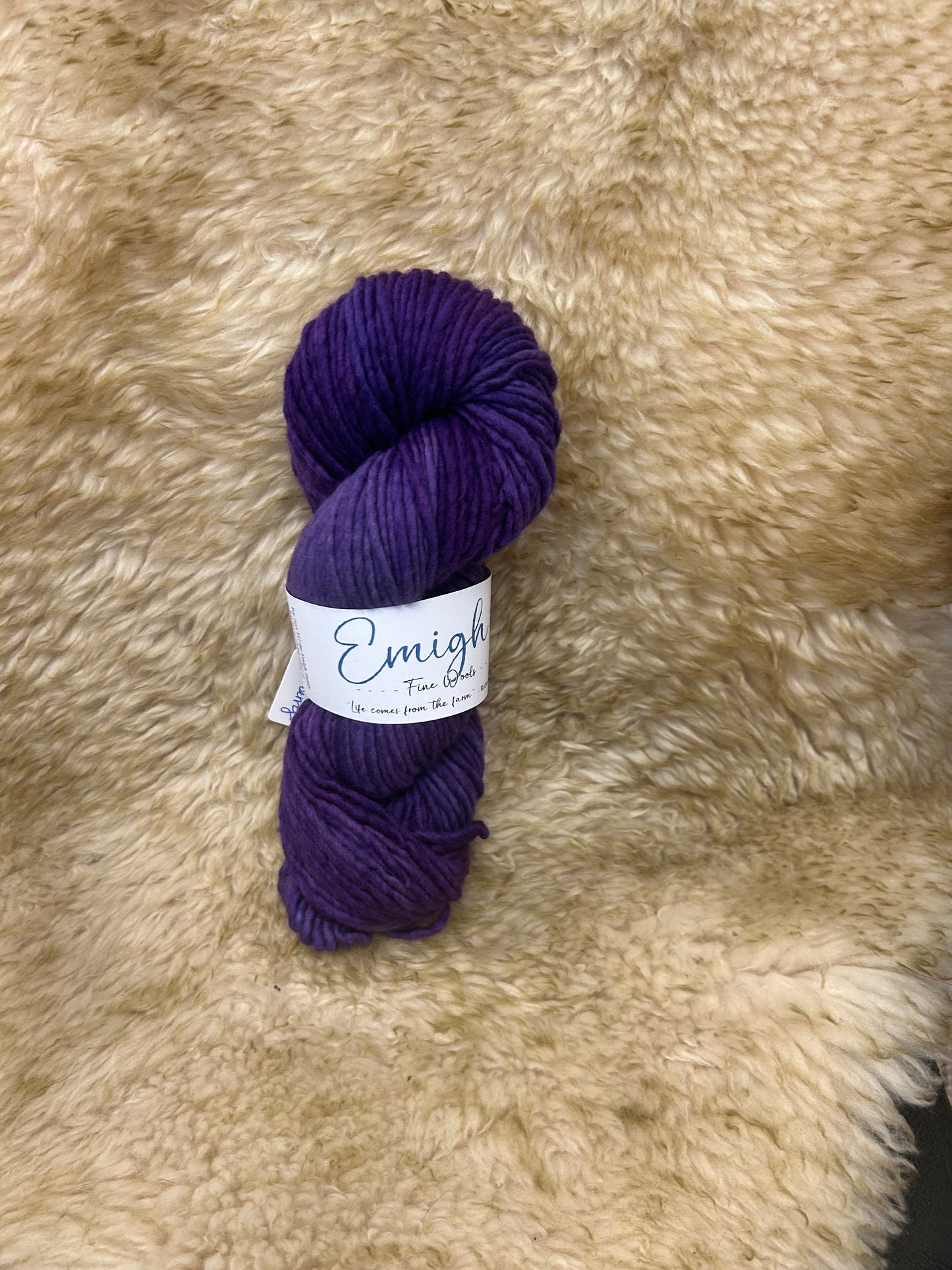 Mamie - Soft Spun Single Bulky 100% Emigh Wool